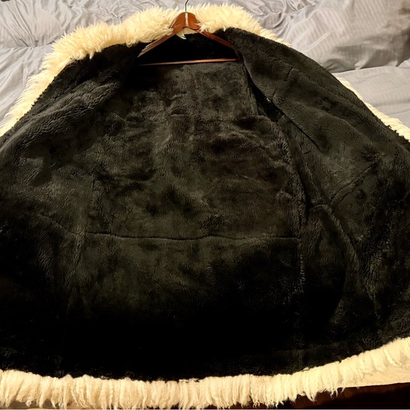 Green Shearling-Trim Suede Coat - Women's Green Jacket - Picture 3 of 3